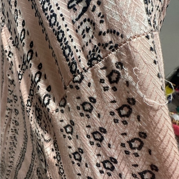 Ecoté Women’s Pink Cover Up Size Large - Picture 5 of 7